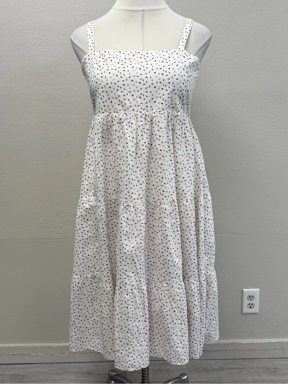 Vineyard Vines White Sailboat Print Tiered Midi Dress - Size XL